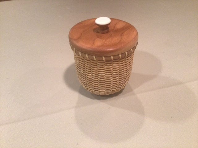3” pot w/cover