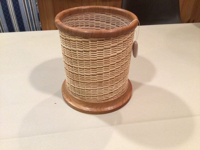 utensil holder in chase weave