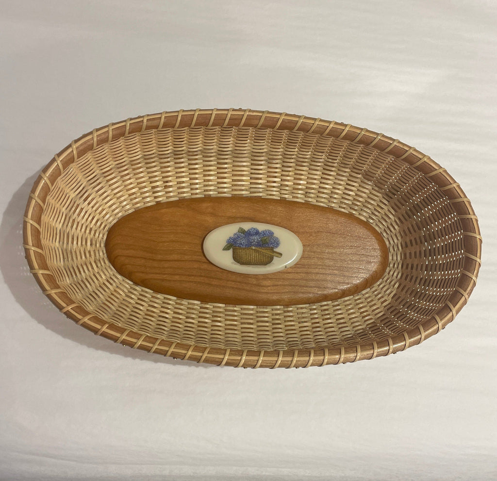 2 X 6 oval w/hydrangeas scrim on corian oval (106)