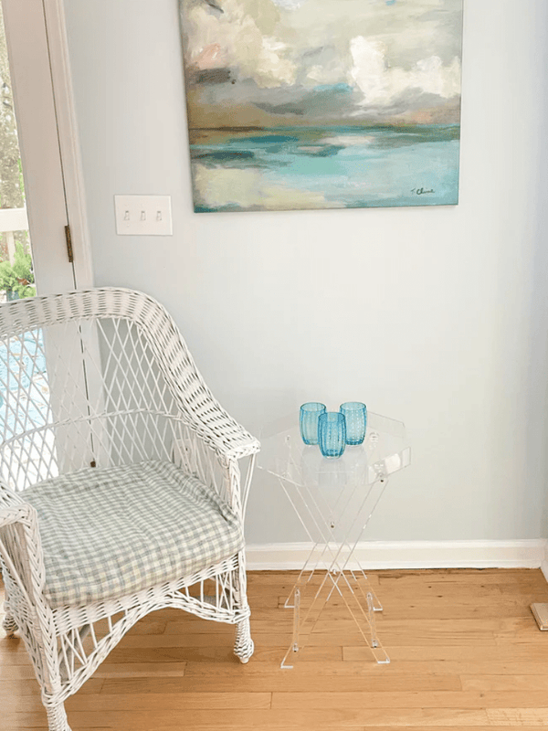 Acrylic Tray Table