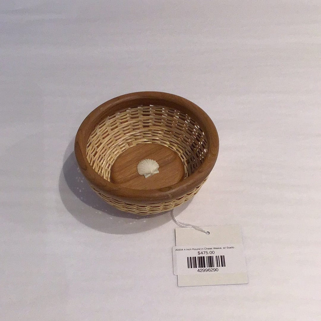 #2204 4 Inch Round in Chase Weave, w/ Scallop Shell